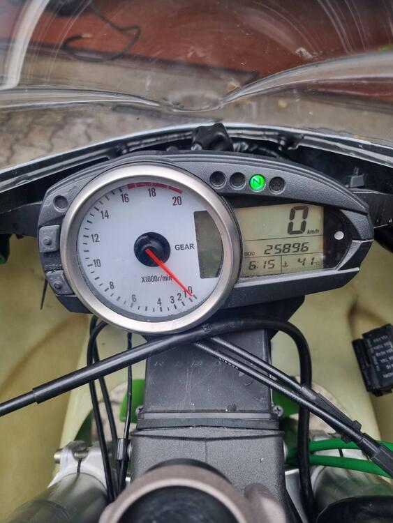 Kawasaki Ninja 600 ZX-6R (2007 - 08) (5)