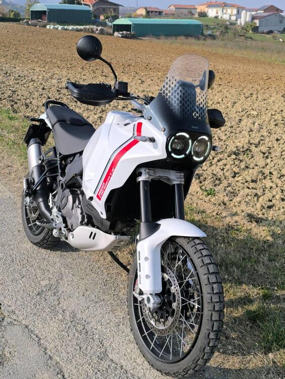 Ducati DesertX (2022 - 25) (4)
