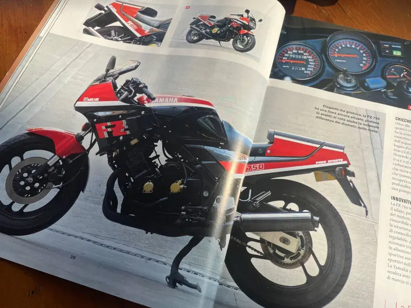 Yamaha FZ 750 (3)