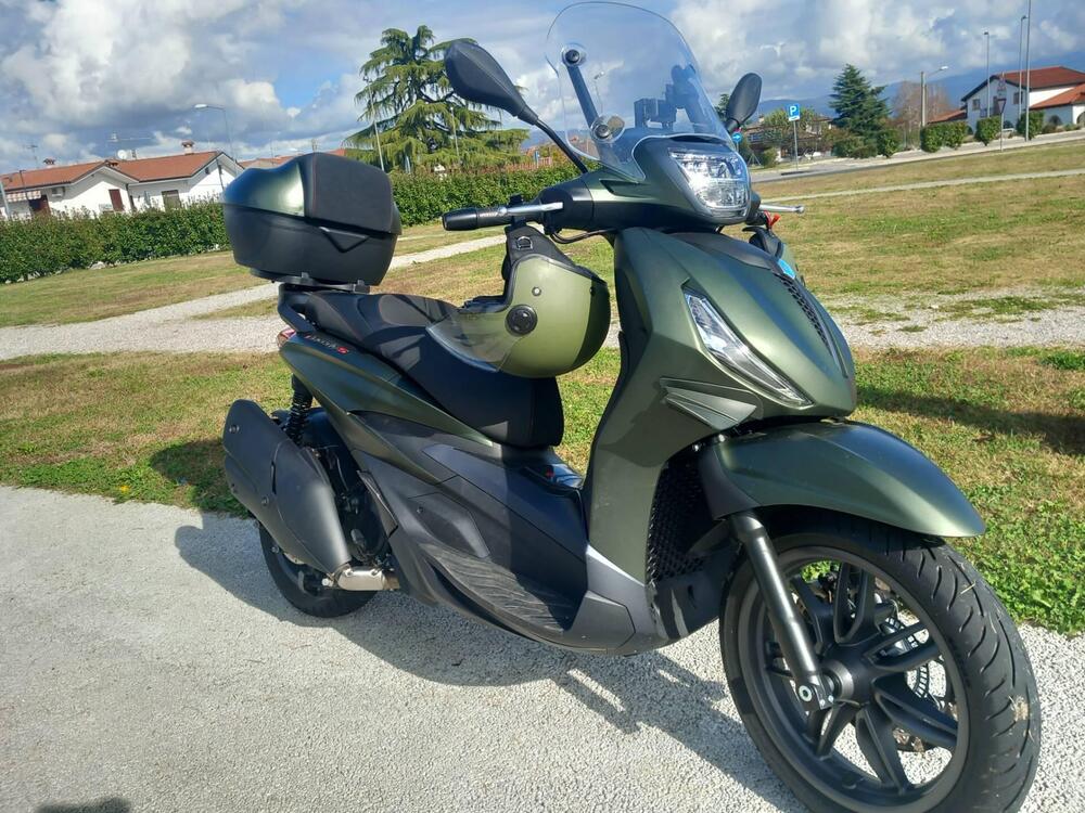 Piaggio Beverly 400 S (2025) (2)