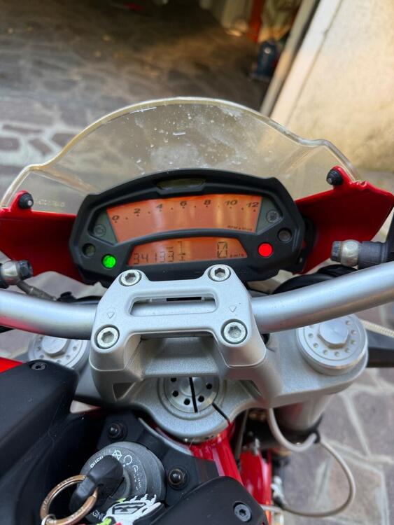 Ducati Monster 696 (2008 - 13) (3)