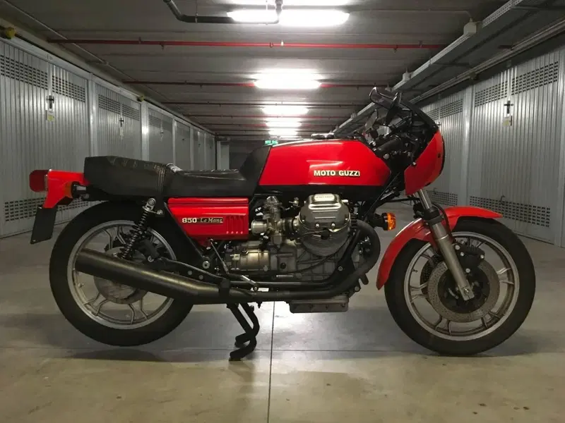 Moto Guzzi Le Mans 1 850 (6)