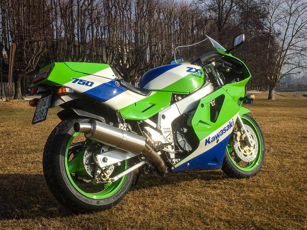 Kawasaki ZXR 750 (2)