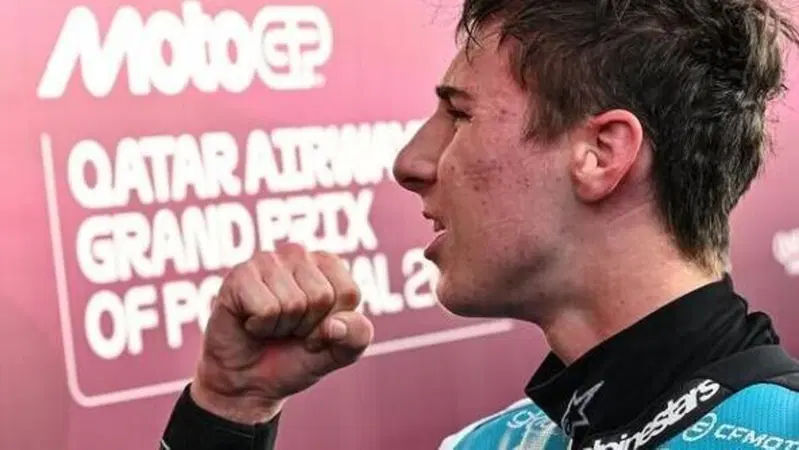 MotoGP 2025. GP del Portogallo. Moto3: vittoria di Maximo Quiles, che ora punta al secondo posto nel mondiale!