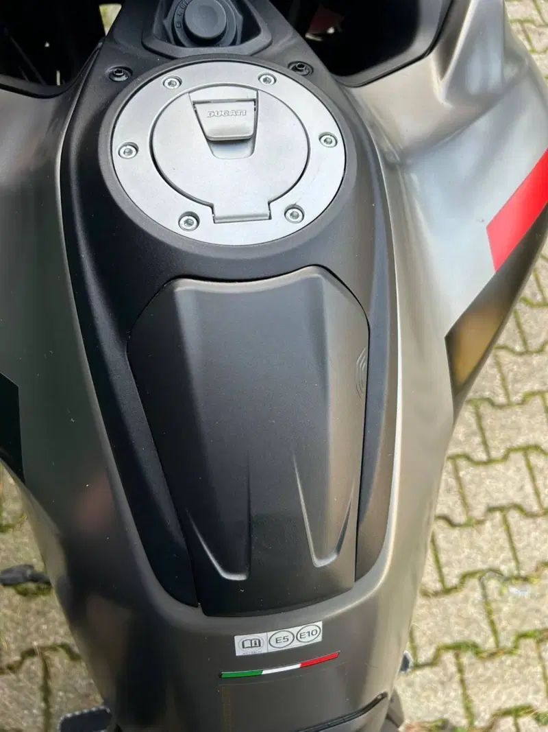 Ducati Multistrada V4 S Grand Tour (2024) (6)