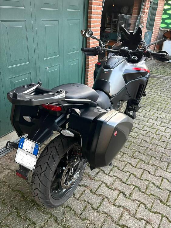 Ducati Multistrada V4 S Grand Tour (2024) (3)