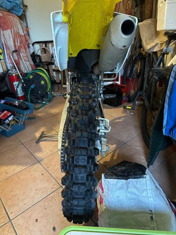 Suzuki RM-Z 250 (2008 - 11) (5)