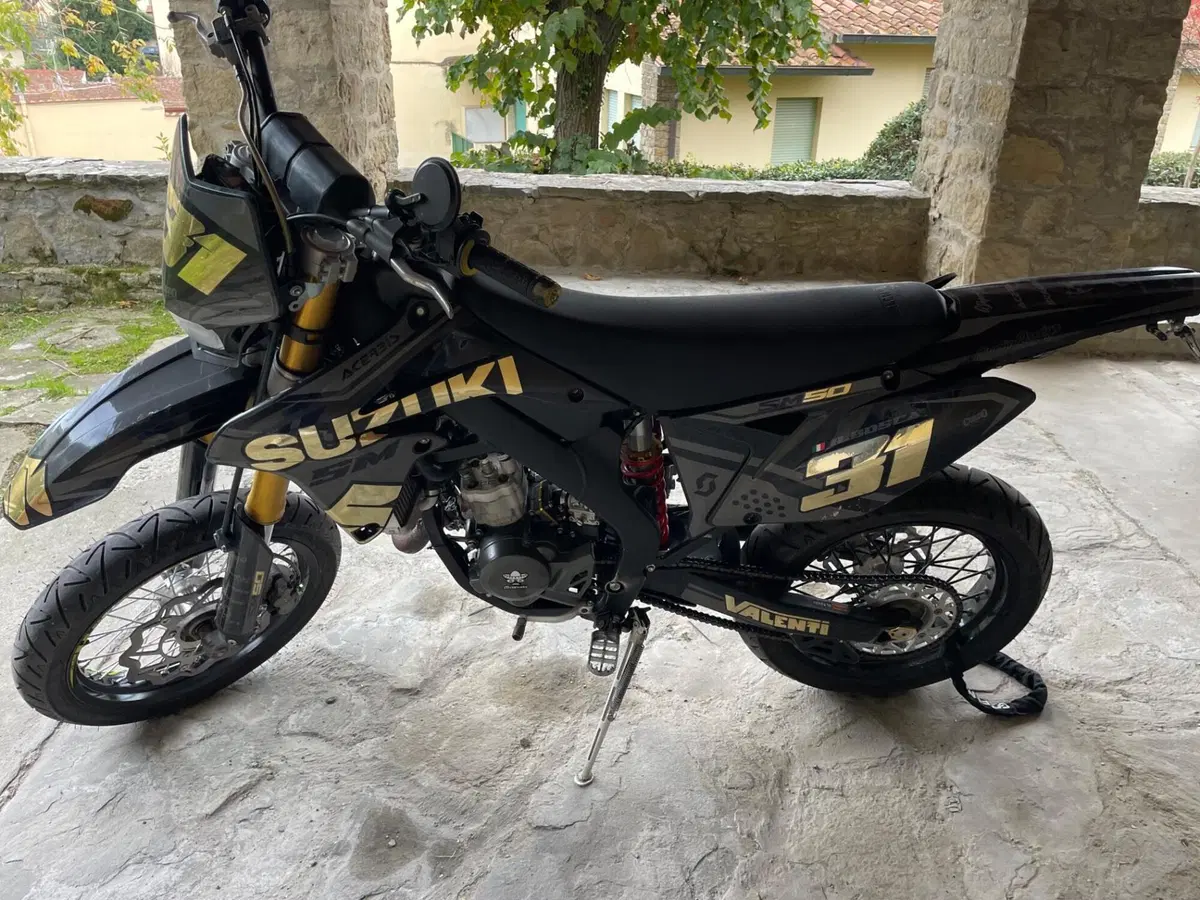 Valenti SM 50 (2015 - 18) (4)
