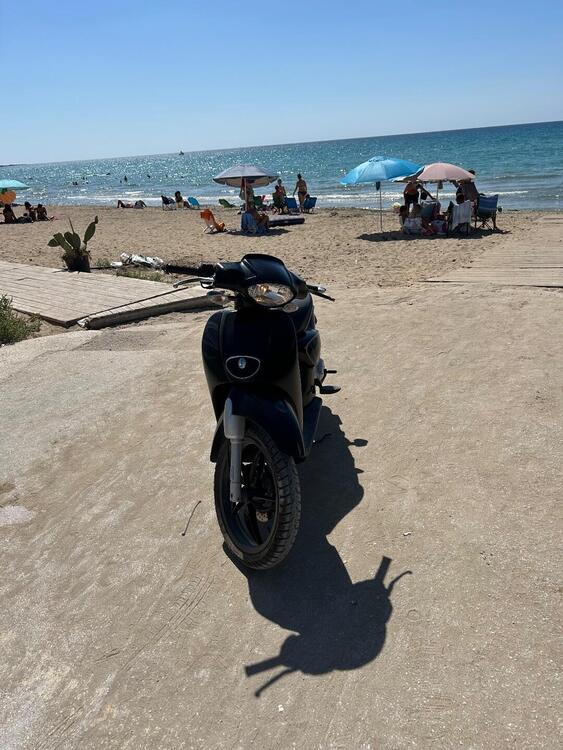 Aprilia Scarabeo 50 2t (2018 - 22) (2)