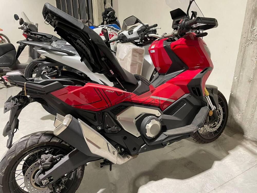 Honda X-ADV 750 DCT (2021 - 24) (3)