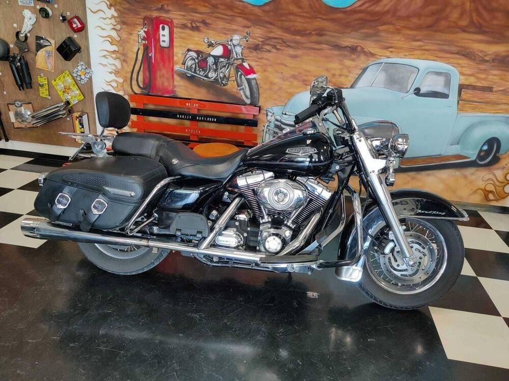 Harley-Davidson 1584 Road King Classic (2007 - 10) - FLHRC (4)