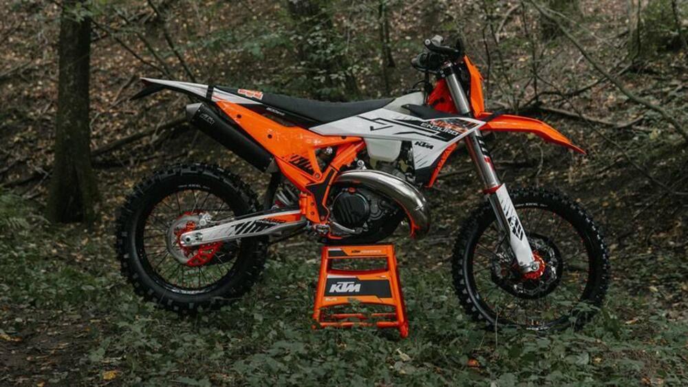KTM 300 EXC Hardenduro (2026) (2)