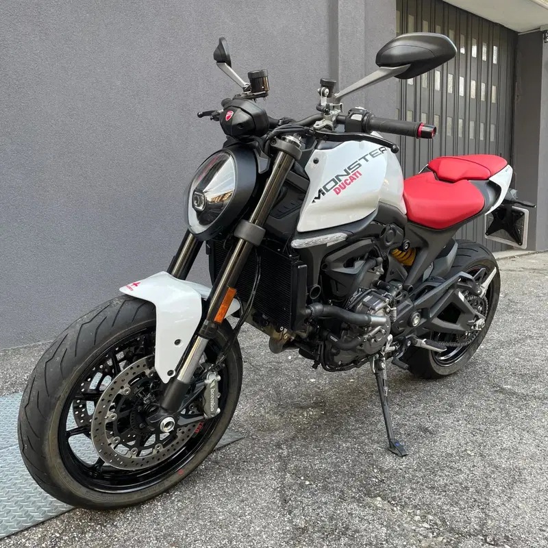 Ducati Monster 937 (2021 - 25) (5)