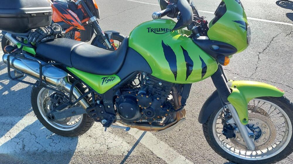Triumph Tiger 955 (2002 - 06)