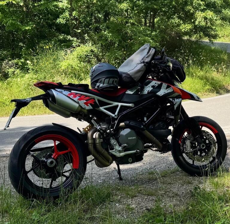 Ducati Hypermotard 950 RVE (2022 - 25) (3)