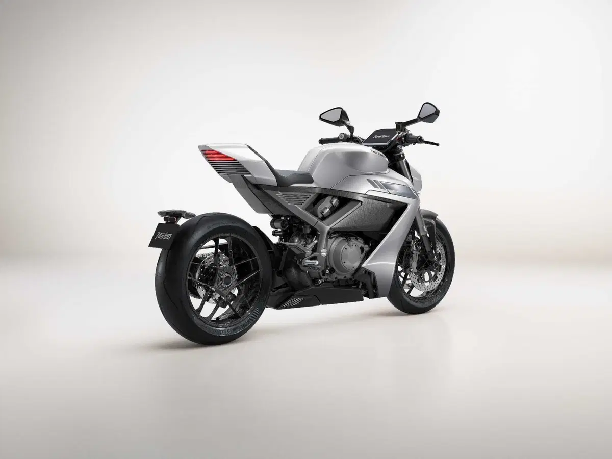 Norton, una storia che parte nel 1898 e rinasce a EICMA 2025 (7)
