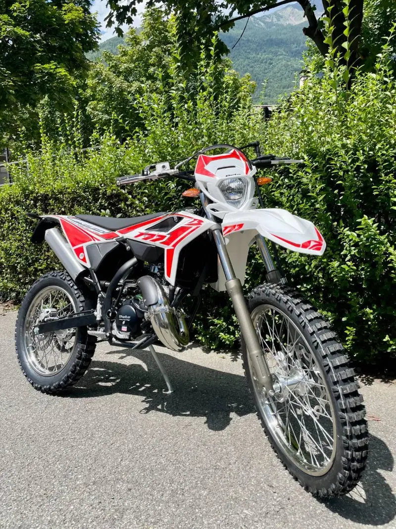 Betamotor RR 50 Enduro (2021 - 26) (2)