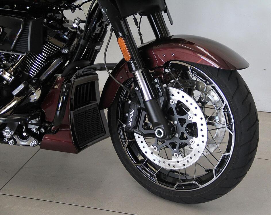Harley-Davidson CVO Street Glide (2024) (2)