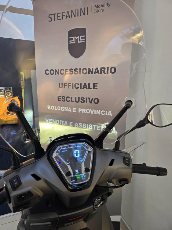 Voge Sfida SR16 125 (2025) (3)