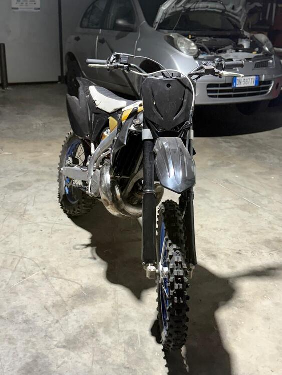 Tm Moto EN 300 (2015) (3)