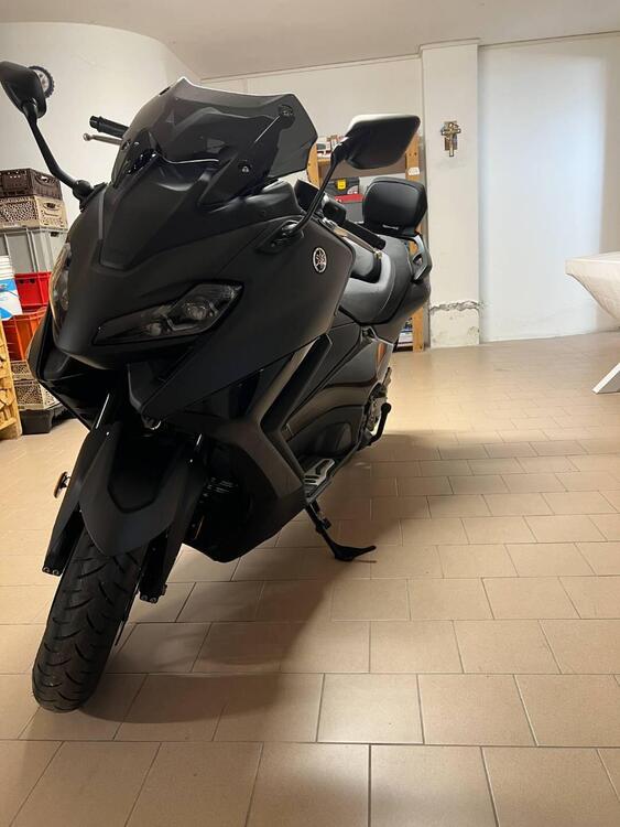 Yamaha T-Max 560 (2022 - 24)