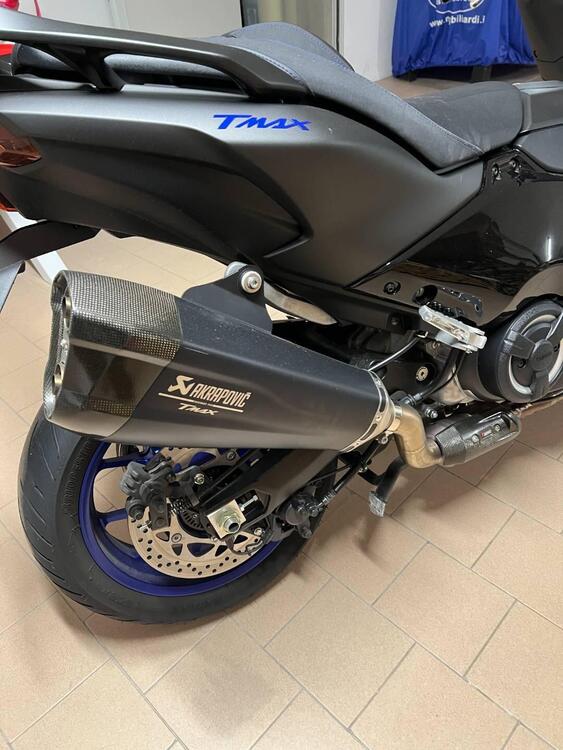 Yamaha T-Max 560 (2022 - 24) (5)