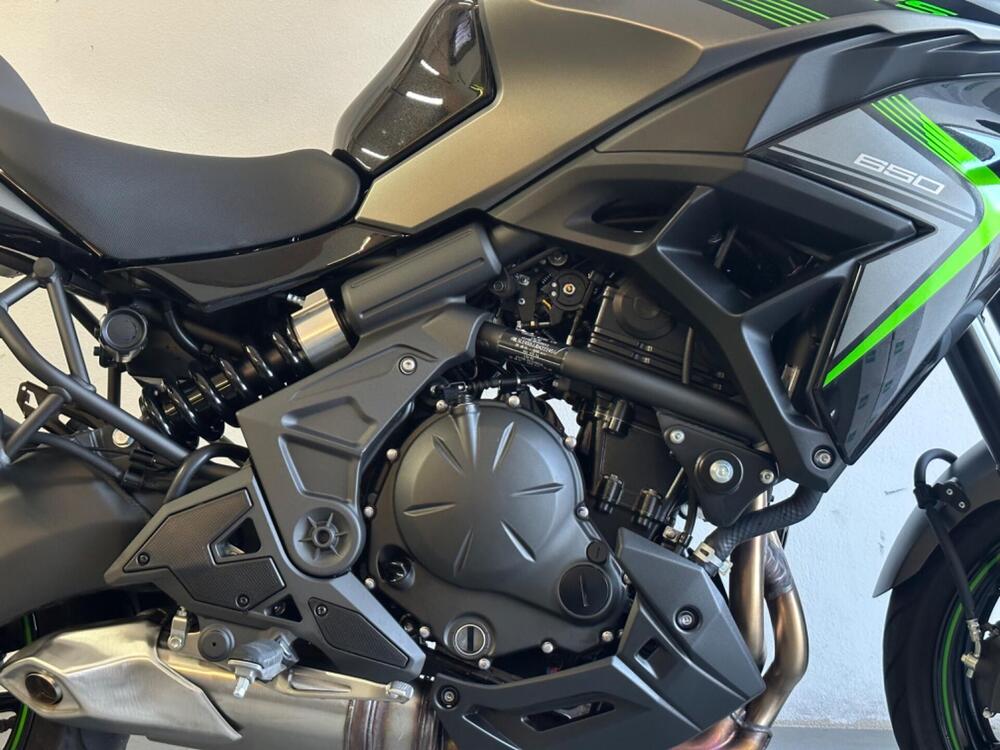 Kawasaki Versys 650 (2025 - 26) (2)