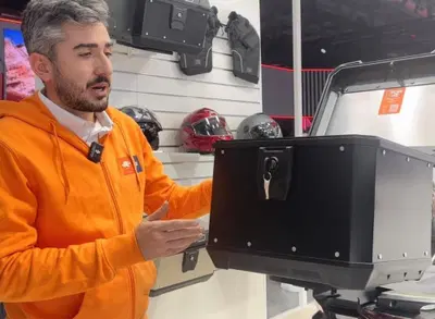 EICMA 2025: il nostro viaggio nello stand Kappa tra innovazione e tradizione [VIDEO]