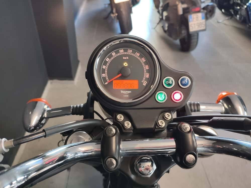 Triumph Bonneville SE (2009 - 13) (5)