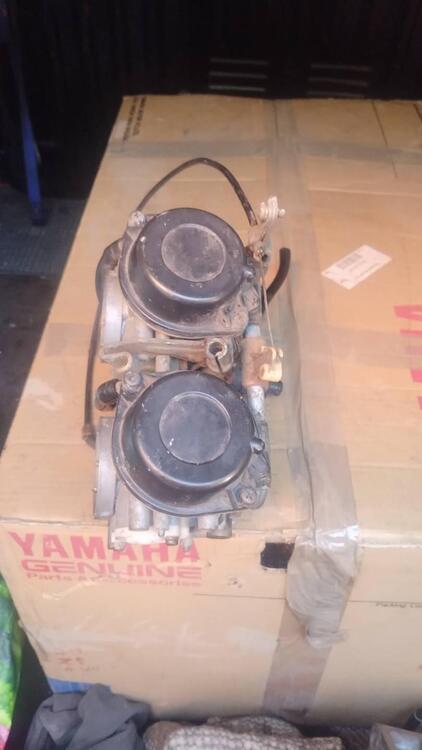Gruppo carburatori Yamaha XTZ 750 (3)