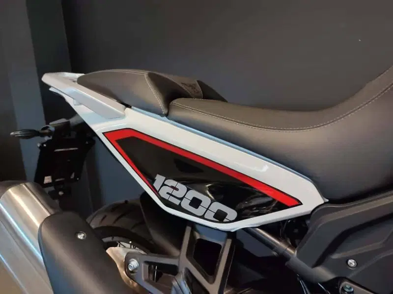 Moto Morini X-Cape 1200 (2026) (7)
