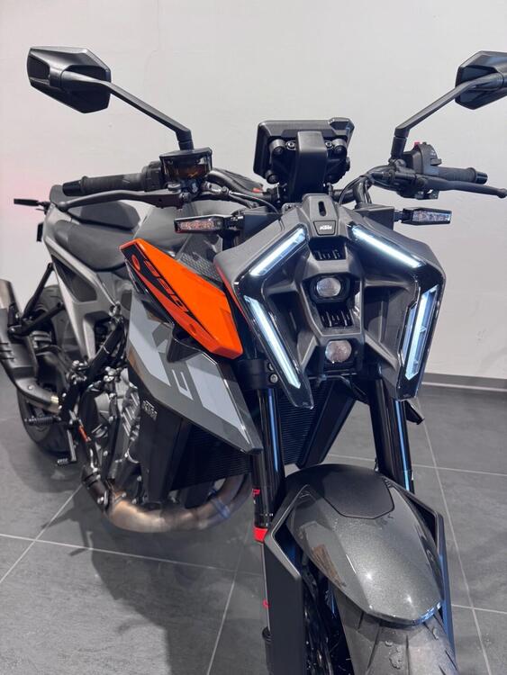 KTM 990 Duke (2024 - 26) (2)