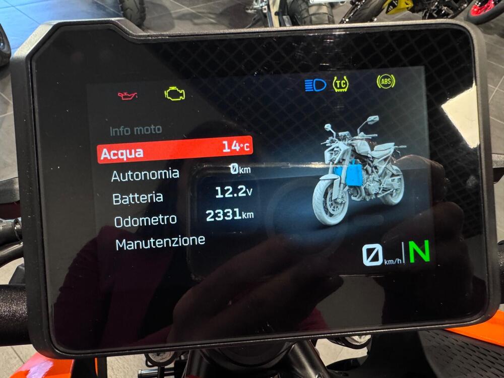 KTM 990 Duke (2024 - 26) (4)