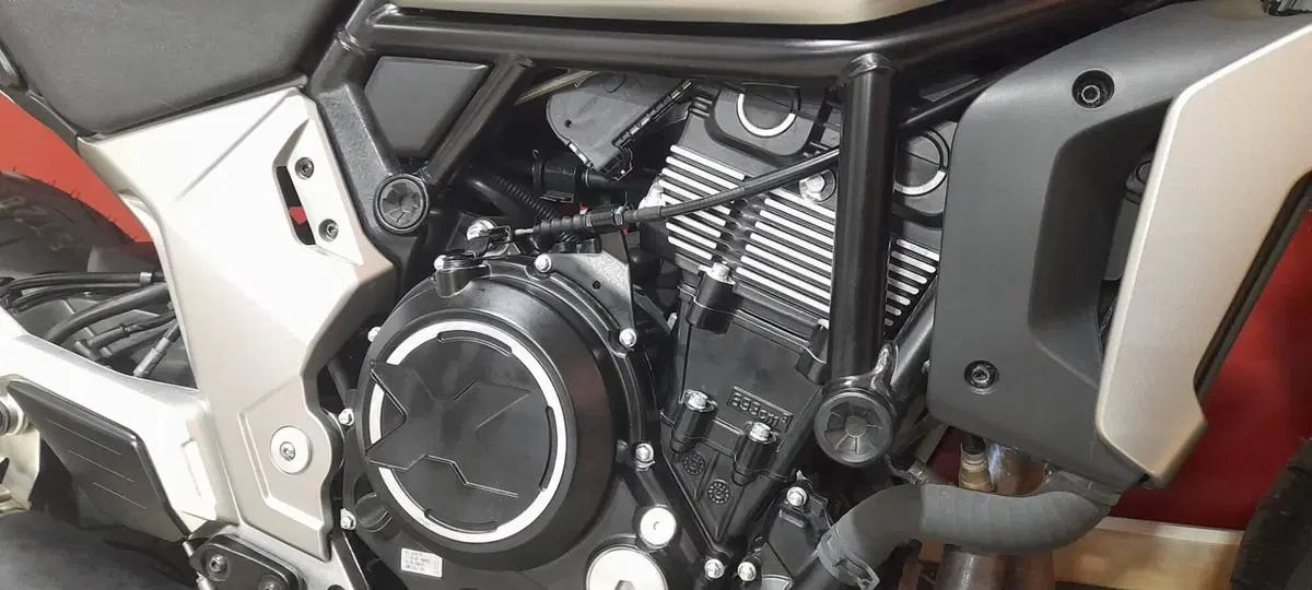 CFMOTO 700CL-X Adventure (2023 - 26) (9)