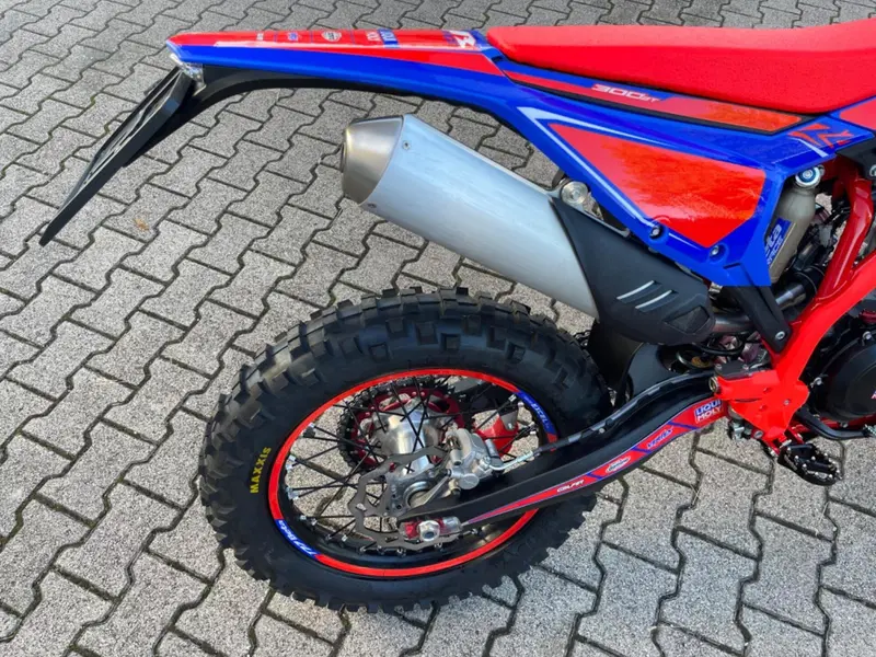 Betamotor RR 300 2T Enduro Race (2026) (6)