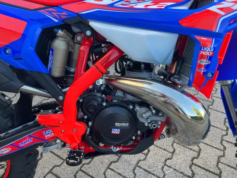 Betamotor RR 300 2T Enduro Race (2026) (8)