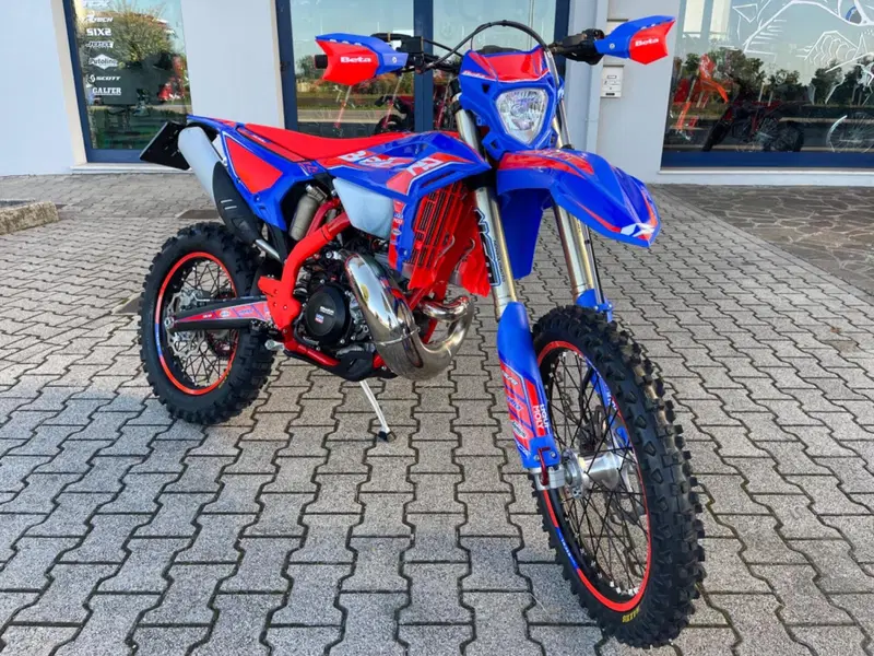 Betamotor RR 300 2T Enduro Race (2026) (10)