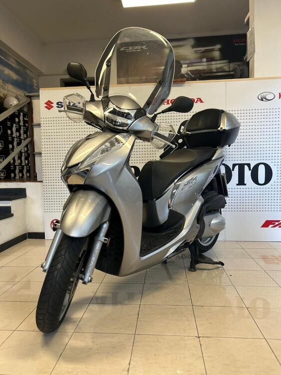 Honda SH 300 i ABS (2016 - 20) (4)