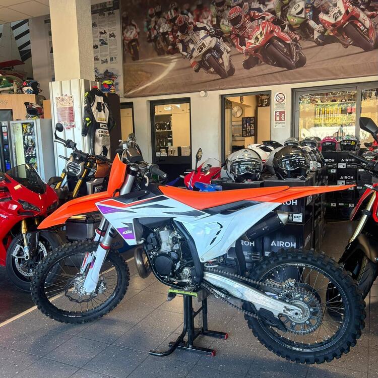 KTM 250 SX (2024) (3)