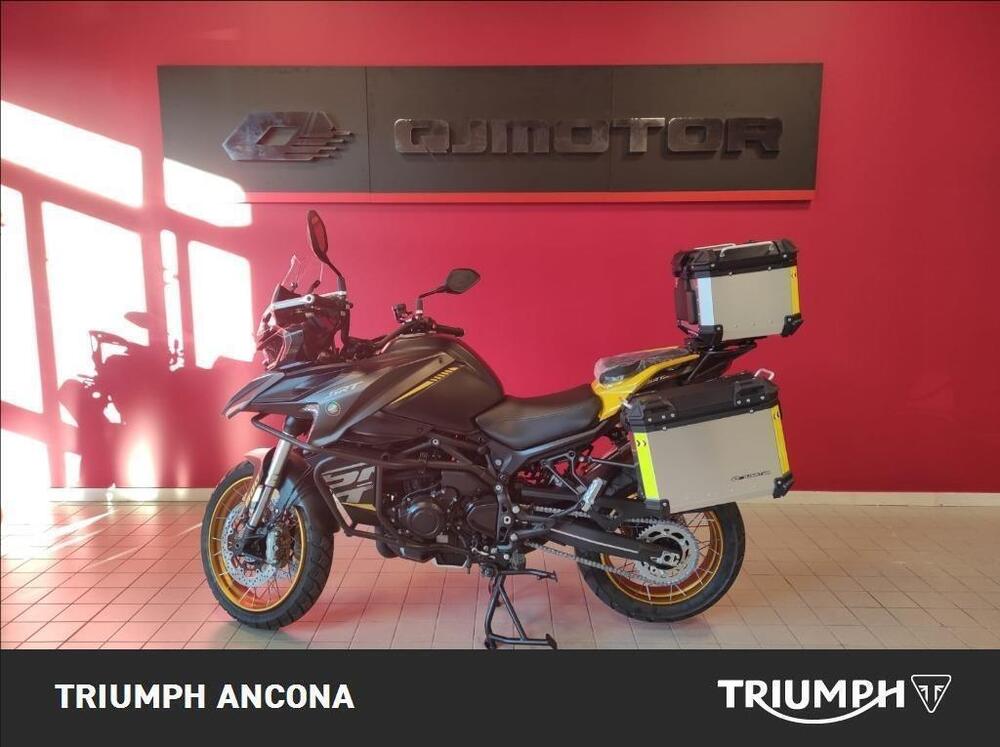 QJ Motor SRT 800 SX (2024 - 25) (2)