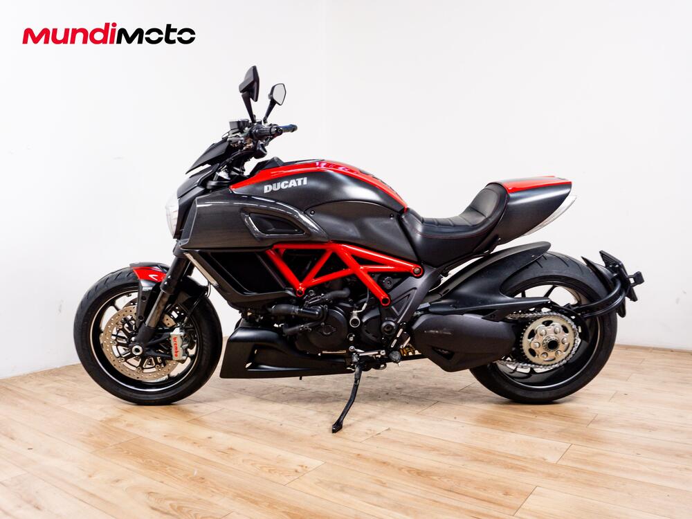Ducati Diavel 1200 Carbon (2014 - 16) (4)
