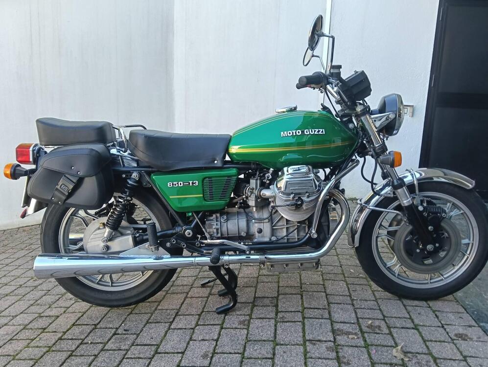 Moto Guzzi 850 T3 (4)