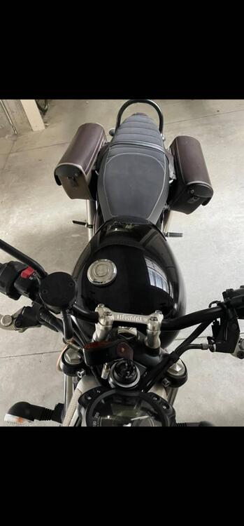 Triumph Street Twin 900 (2021 - 22) (4)