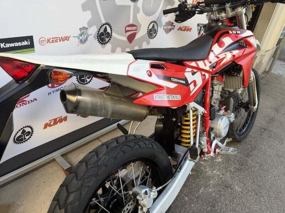 Swm RS 125 R (2017 - 20) (2)