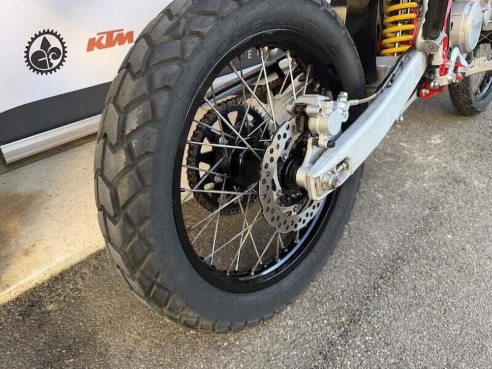 Swm RS 125 R (2017 - 20) (3)