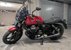 Moto Guzzi V7 Stone (2021 - 24) usata