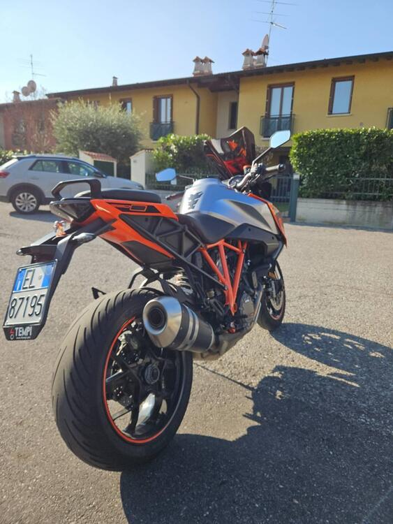 KTM 1290 Super Duke GT ABS (2016 - 18) (4)