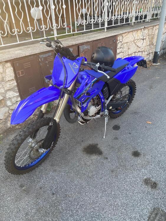 Yamaha YZ 125 (2021) (4)
