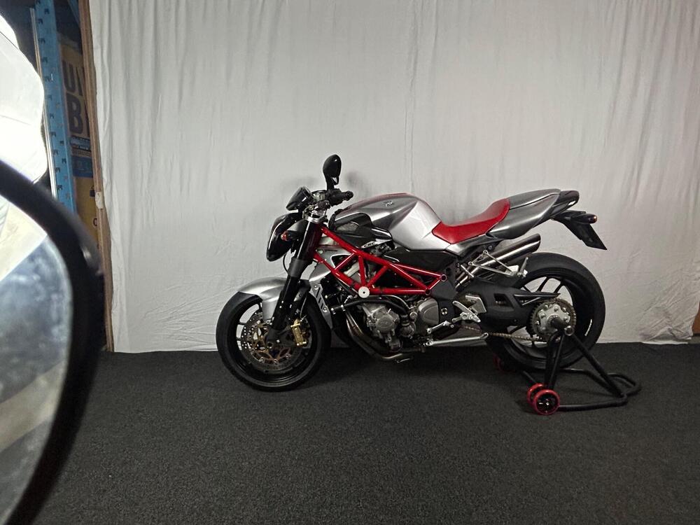 MV Agusta Brutale 910 S (2005 - 11) (2)