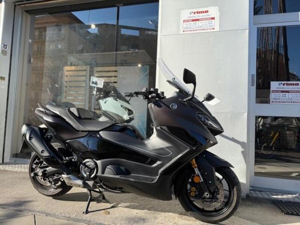 Yamaha T-Max 560 (2022 - 24) (4)
